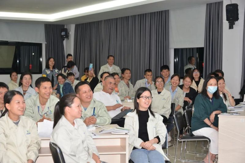 龙健产业园第一期：《办公软件高手之路——排版篇》课程开讲 (4).jpg